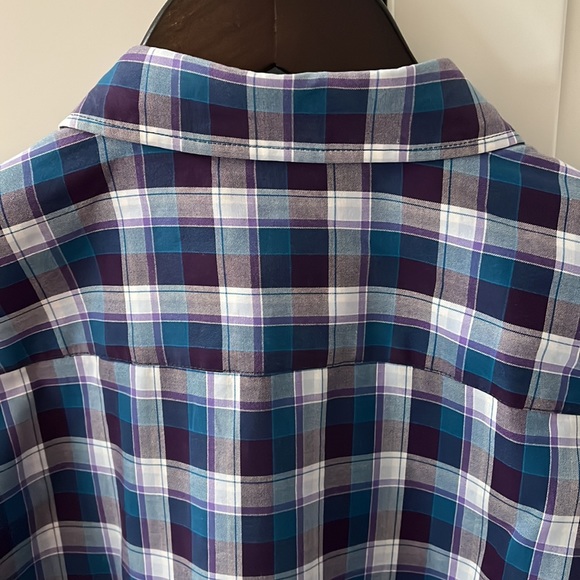 Hugo Boss Slim Fit Button Down - Picture 4 of 5